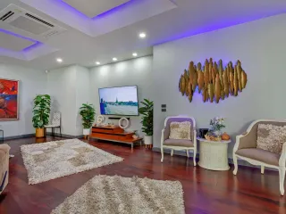 For rent and for sale 5 bedrooms house in Bang Lamung, Chonburi