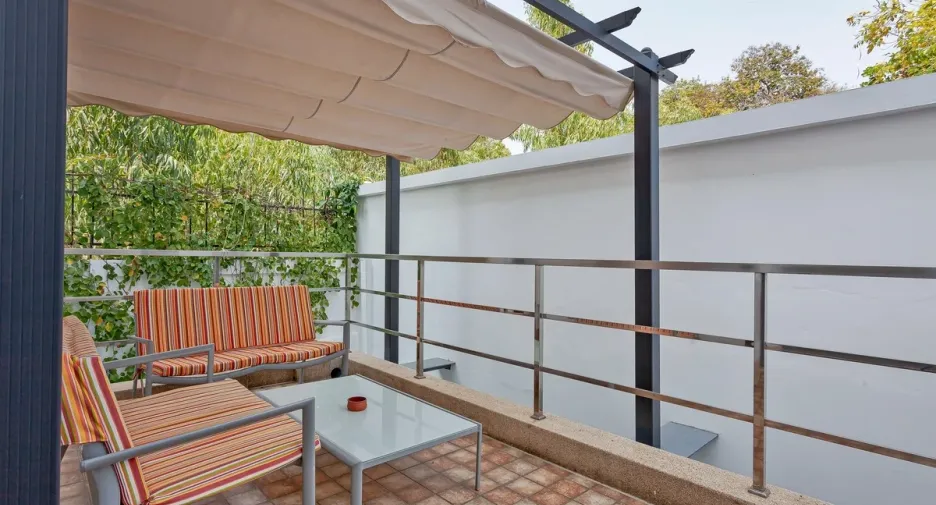 For rent and for sale 5 bedrooms house in Bang Lamung, Chonburi