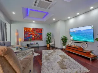 For rent and for sale 5 bedrooms house in Bang Lamung, Chonburi