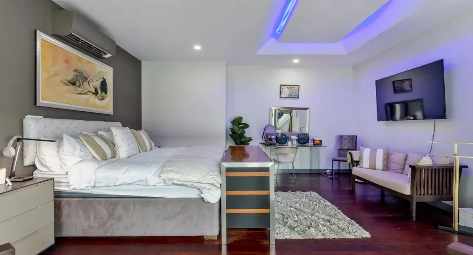 For rent and for sale 5 bedrooms house in Bang Lamung, Chonburi