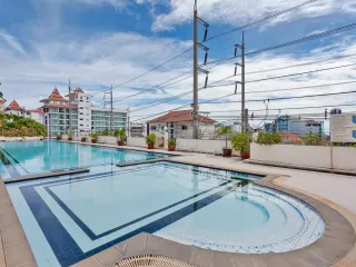 For rent and for sale 8 bedrooms house in Bang Lamung, Chonburi