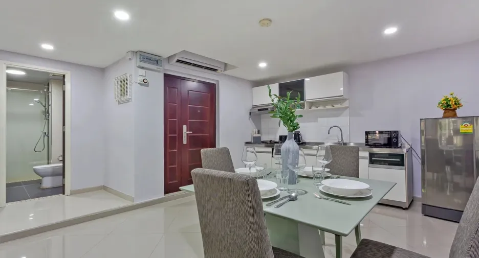 For rent and for sale 8 bedrooms house in Bang Lamung, Chonburi