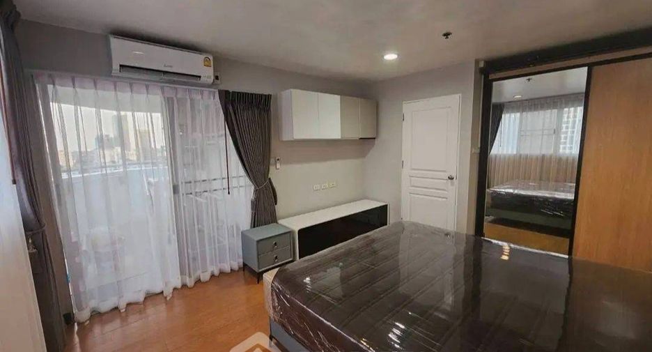 For rent 2 bedrooms condo 