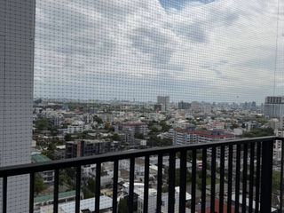 For rent 2 bedrooms condo in Phaya Thai, Bangkok