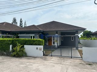 For rent and for sale 3 bedrooms house in Bang Lamung, Chonburi