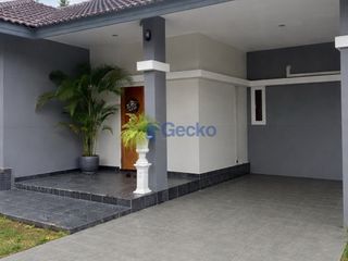 For rent and for sale 3 bedrooms house in Bang Lamung, Chonburi