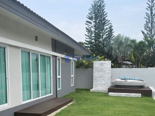 For rent and for sale 3 bedrooms house in Bang Lamung, Chonburi
