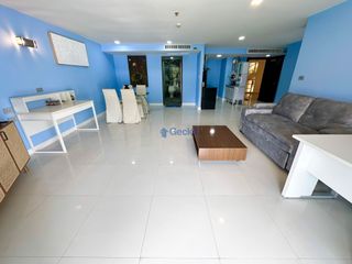 Condo en alquiler de 2 habitaciones en Bang Lamung, Chonburi