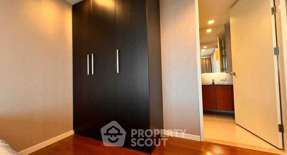 À louer 2 chambres condo 