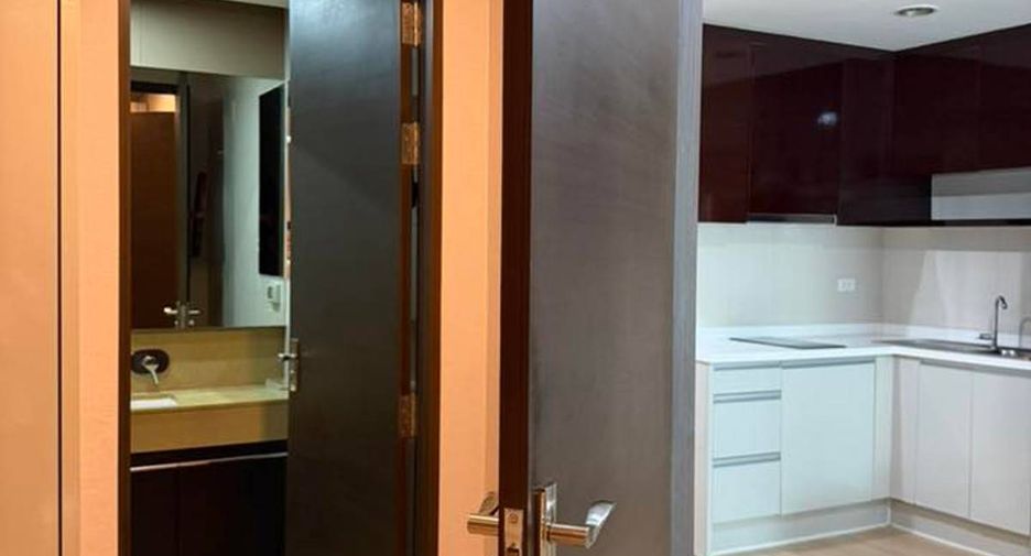 Wohnung zur Miete mit 2 Zimmer in Pathum Wan, Bangkok