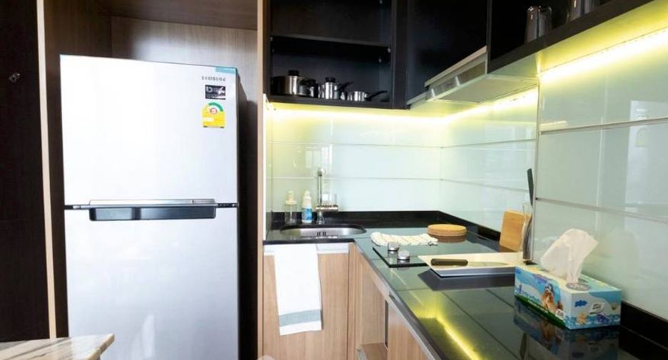 Wohnung zur Miete mit 1 Zimmer in Pathum Wan, Bangkok