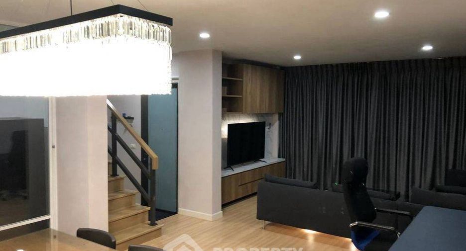 Casa en alquiler de 3 habitaciones 