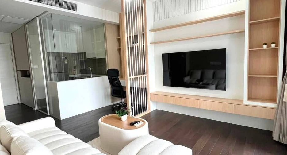 For rent 2 bedrooms condo 