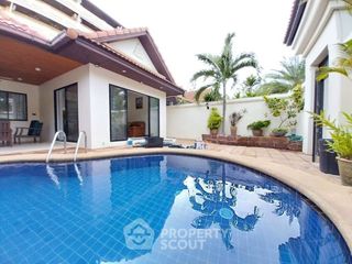 For rent 2 bedrooms villa in Bang Lamung, Chonburi