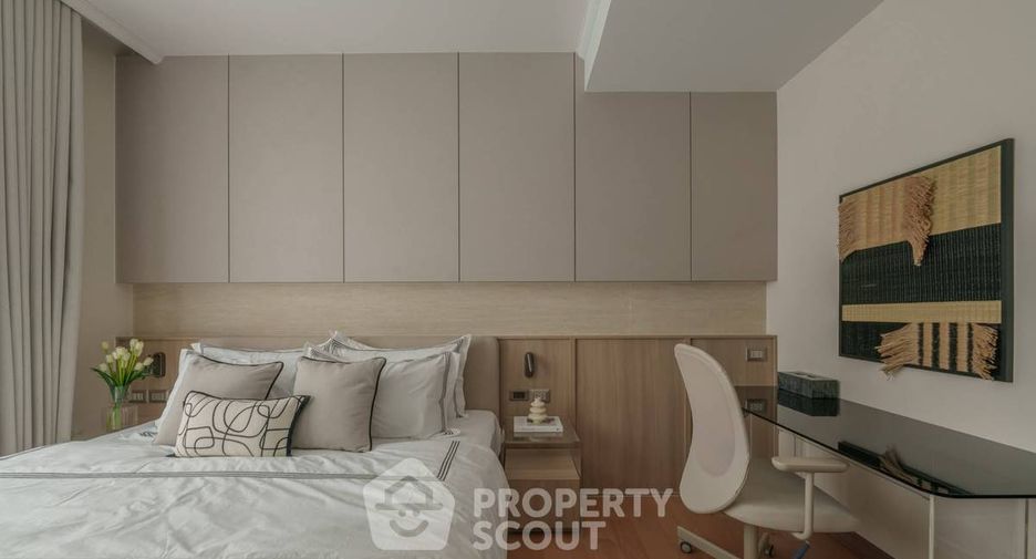 For rent 2 bedrooms condo in Watthana, Bangkok