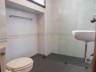 For rent 5 bedrooms townhouse in Watthana, Bangkok