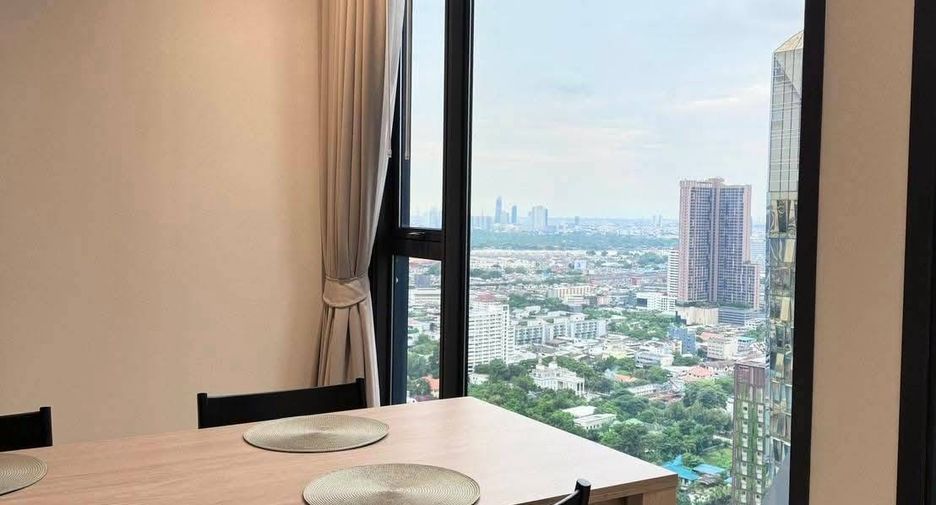 Wohnung zur Miete mit 2 Zimmer in Khlong Toei, Bangkok