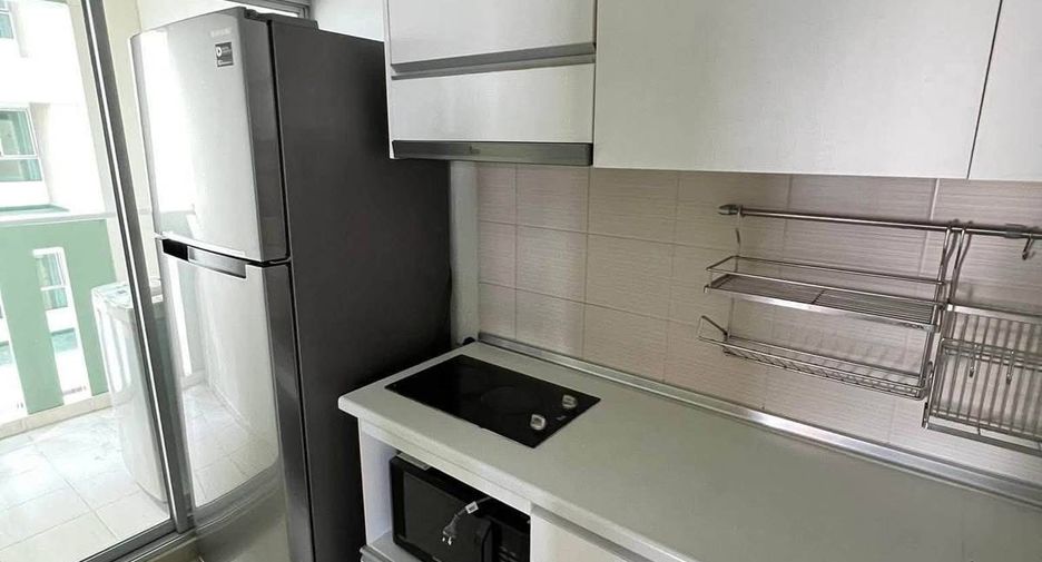 À louer 1 chambre condo à Huai Khwang, Bangkok