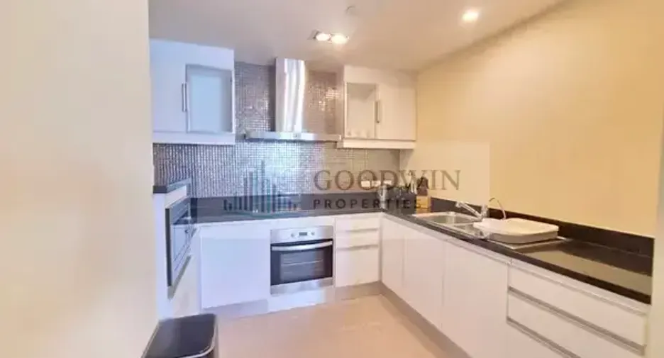 For rent and for sale 2 bedrooms condo 