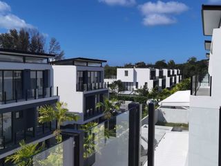 Villa zur Miete mit 5 Zimmer in Thalang, Phuket