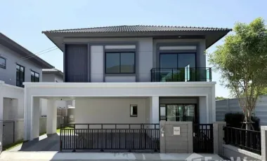 出售 4 卧室 独立屋 在 Bang Phli, Samut Prakan