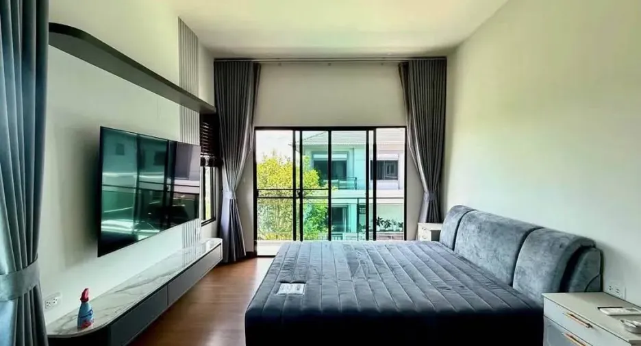 出售 4 卧室 独立屋 在 Bang Phli, Samut Prakan