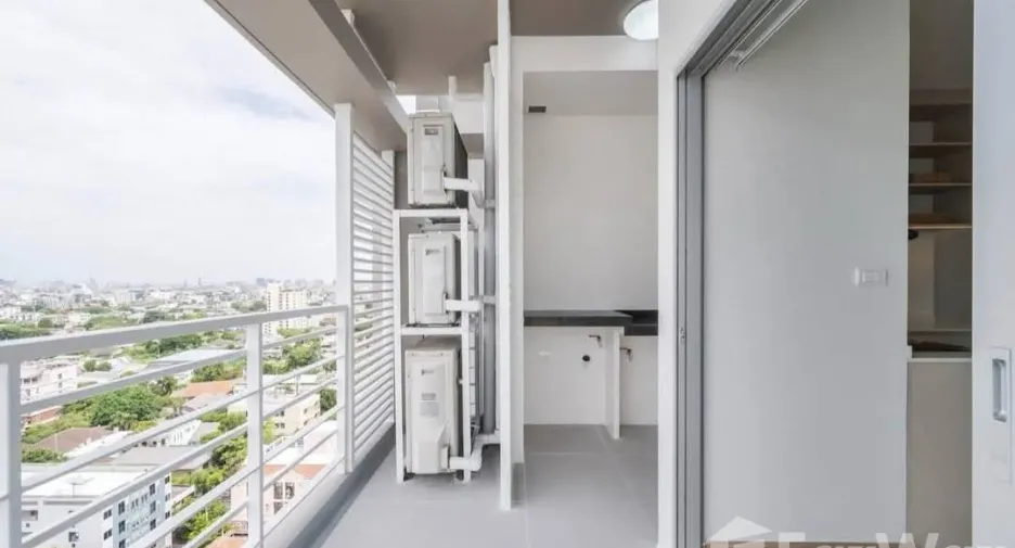 For sale 2 bedrooms condo in Chatuchak, Bangkok