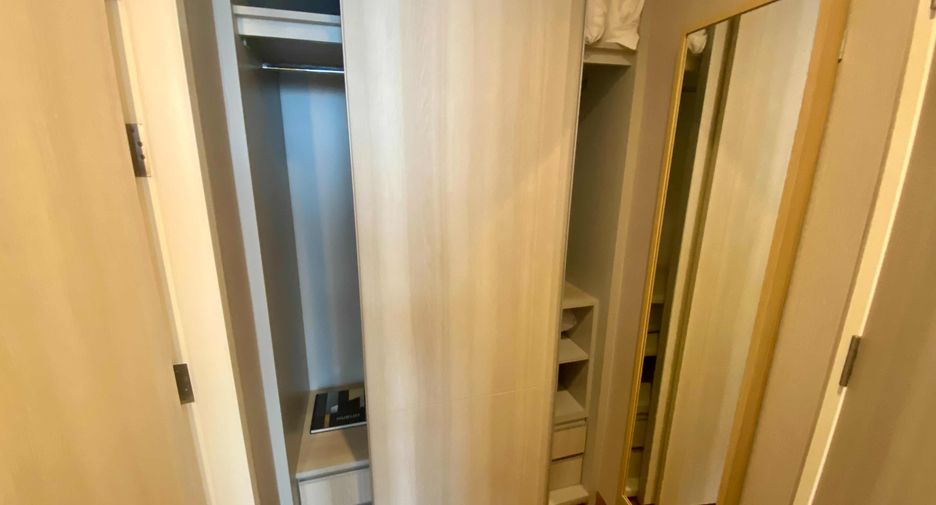 For rent and for sale 2 bedrooms condo 