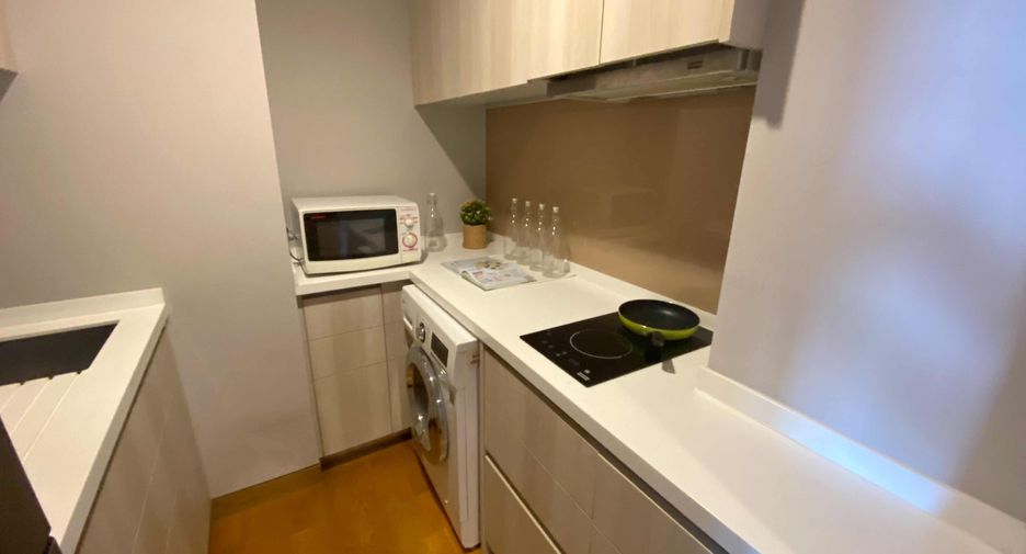 For rent and for sale 2 bedrooms condo 