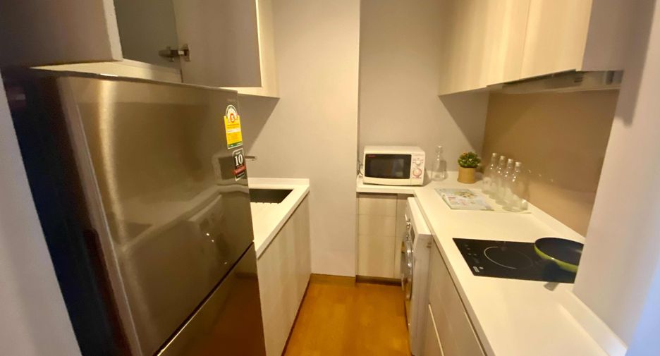 For rent and for sale 2 bedrooms condo 