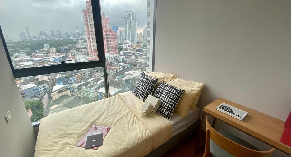 For rent and for sale 2 bedrooms condo 