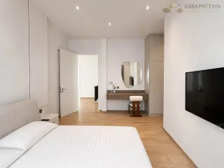 For rent 4 bedrooms villa in Bang Lamung, Chonburi