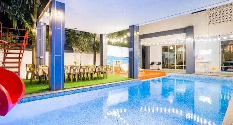 Villa en alquiler de 9 habitaciones en Jomtien, Pattaya