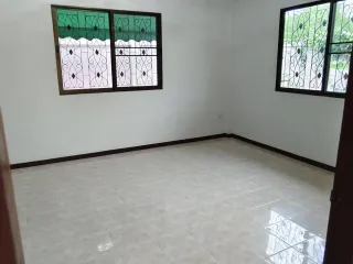 À vendre 2 chambres maison à Bang Lamung, Chonburi