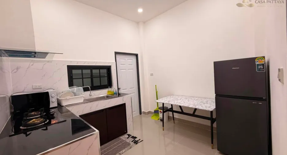 À louer 3 chambres maison à Bang Lamung, Chonburi
