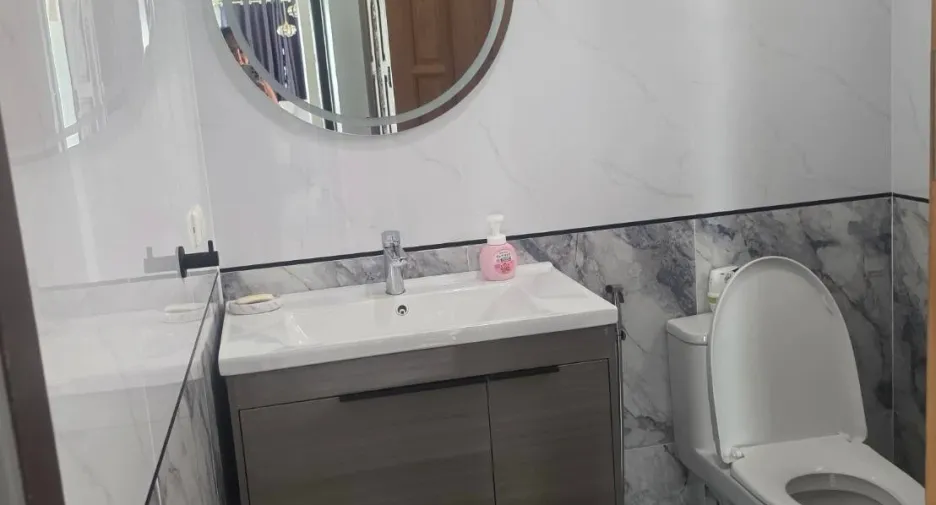 Villa en alquiler de 3 habitaciones en Bang Lamung, Chonburi
