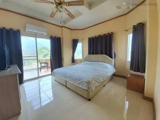 Villa en alquiler de 3 habitaciones en Bang Lamung, Chonburi