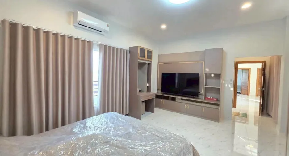 For sale 3 bedrooms villa in Bang Saray, Pattaya