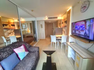 出售 1 卧室 公寓 在 Bang Lamung, Chon Buri