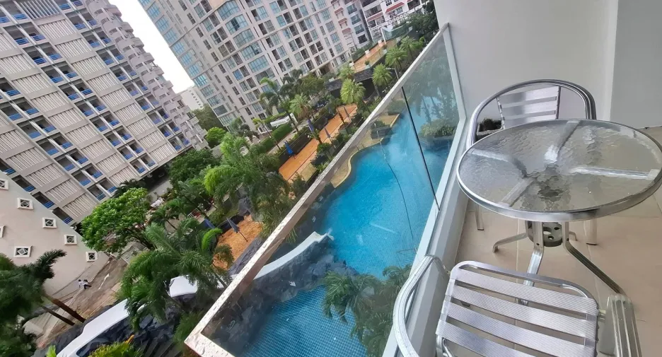 For sale 1 bed condo in Bang Lamung, Chonburi
