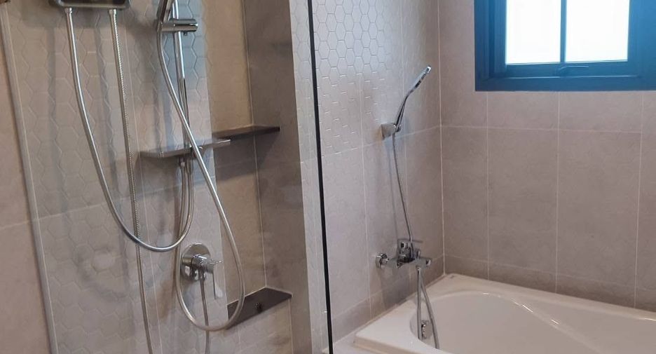 Wohnung zur Miete mit 4 Zimmer in Bang Phli, Samut Prakan