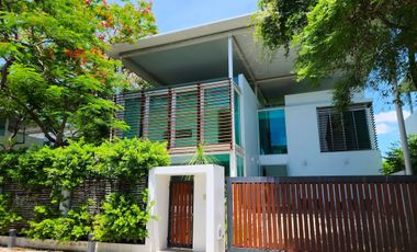 Haus zum Kauf mit 5 Zimmer in Bang Na, Bangkok