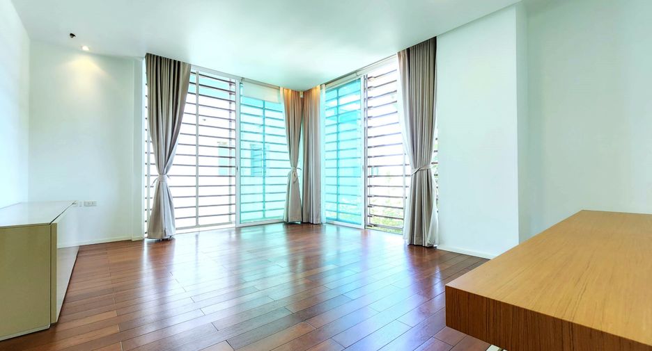 Haus zum Kauf mit 5 Zimmer in Bang Na, Bangkok