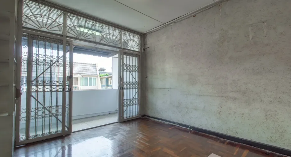 Casa adosada en venta de 4 habitaciones en Yan Nawa, Bangkok