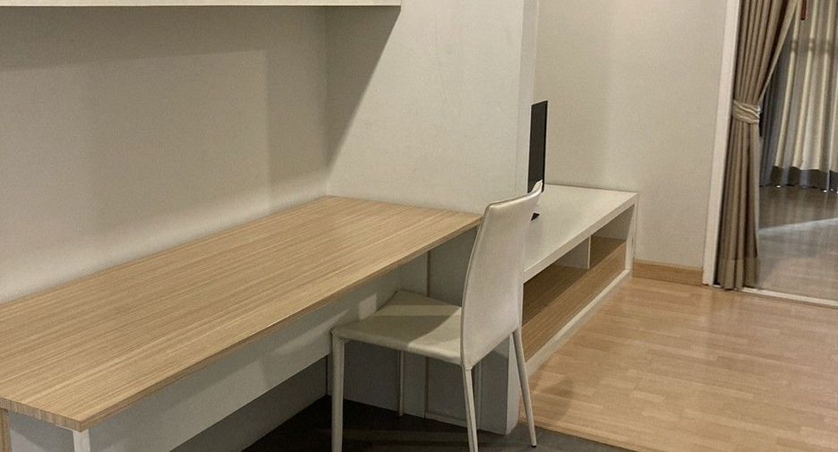 Apartamento en alquiler de 2 habitaciones en Phra Khanong, Bangkok