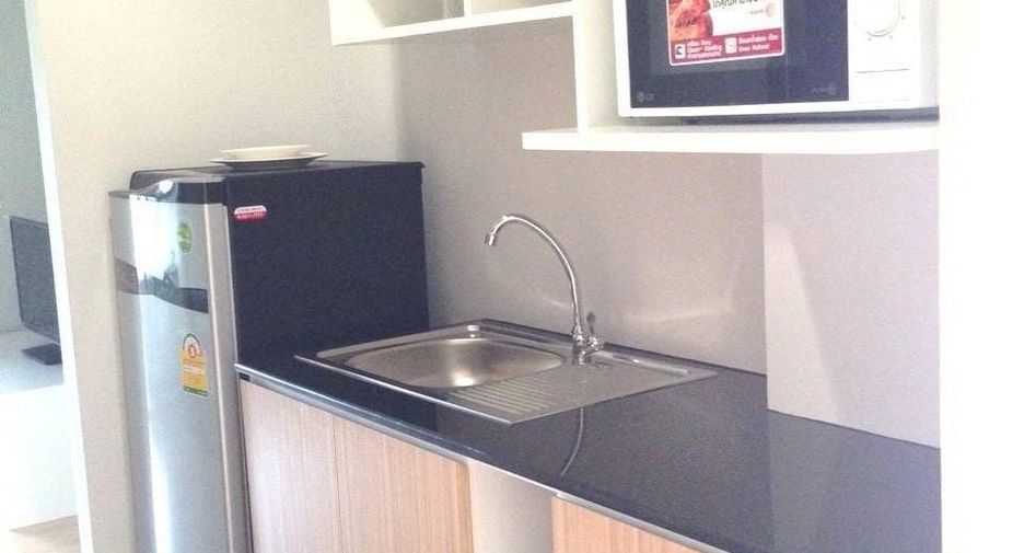Apartamento en alquiler de 2 habitaciones en Phra Khanong, Bangkok
