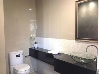 Apartamento en alquiler de 2 habitaciones en Phra Khanong, Bangkok