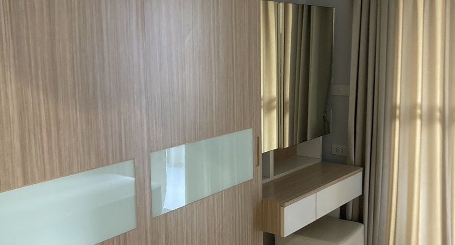 Apartamento en alquiler de 2 habitaciones en Phra Khanong, Bangkok
