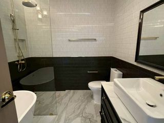 For rent 3 bedrooms townhouse in Khlong Toei, Bangkok