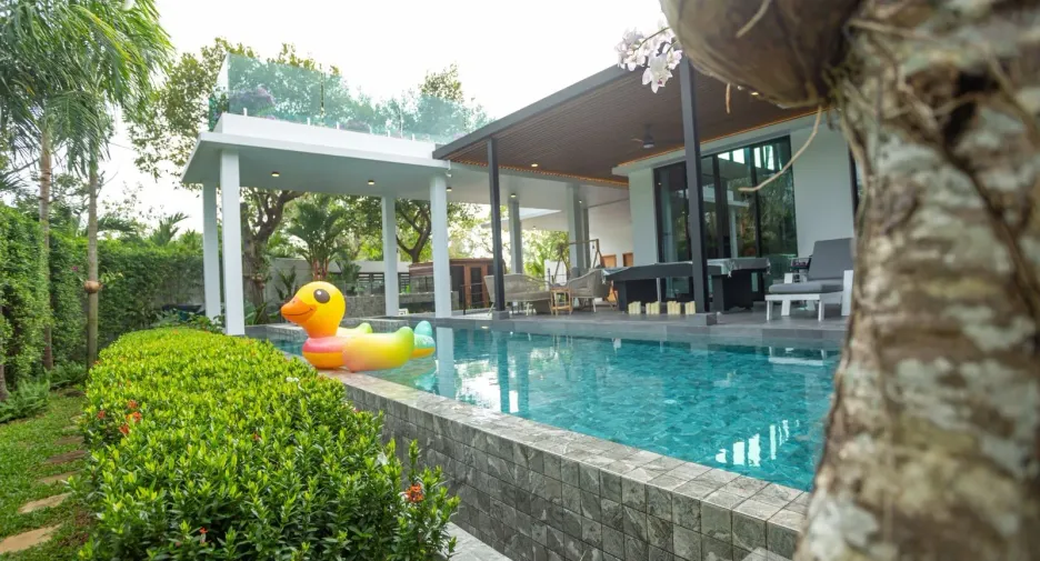 Villa zum Kauf mit 4 Zimmer in Mueang Phuket, Phuket